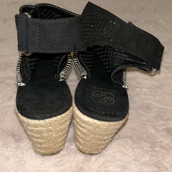 Daisy Fuentes 7.5M Rory - Picture 17 of 17